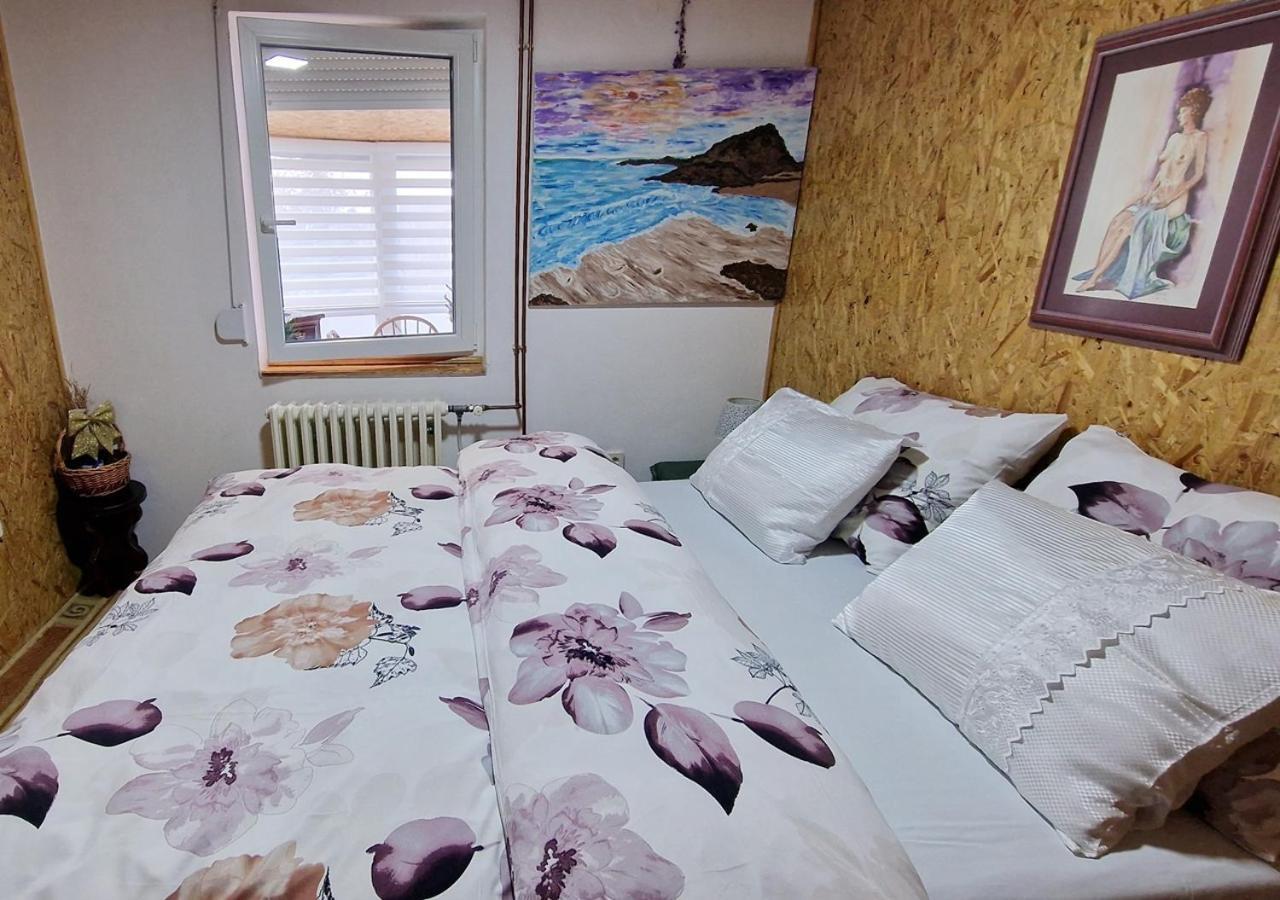 Apartments Panda Vlašić Eksteriør billede